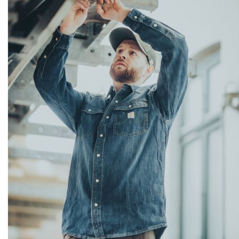 Yfirskyrta galla Carhartt