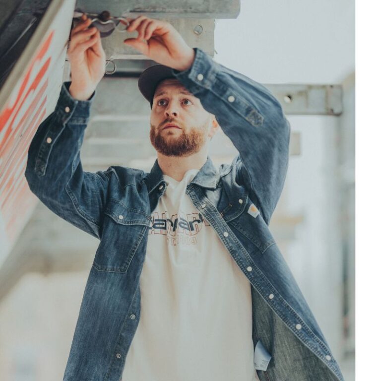 Yfirskyrta galla Carhartt