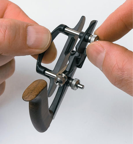 05P8224-veritas-miniature-plow-plane-i-01-r.jpg