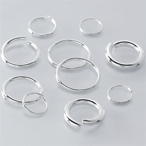 b9dc465b-24cd-4169-9c41-bdfffad36c5f_Silfurhringir__6_4e971e2b8331d.jpg