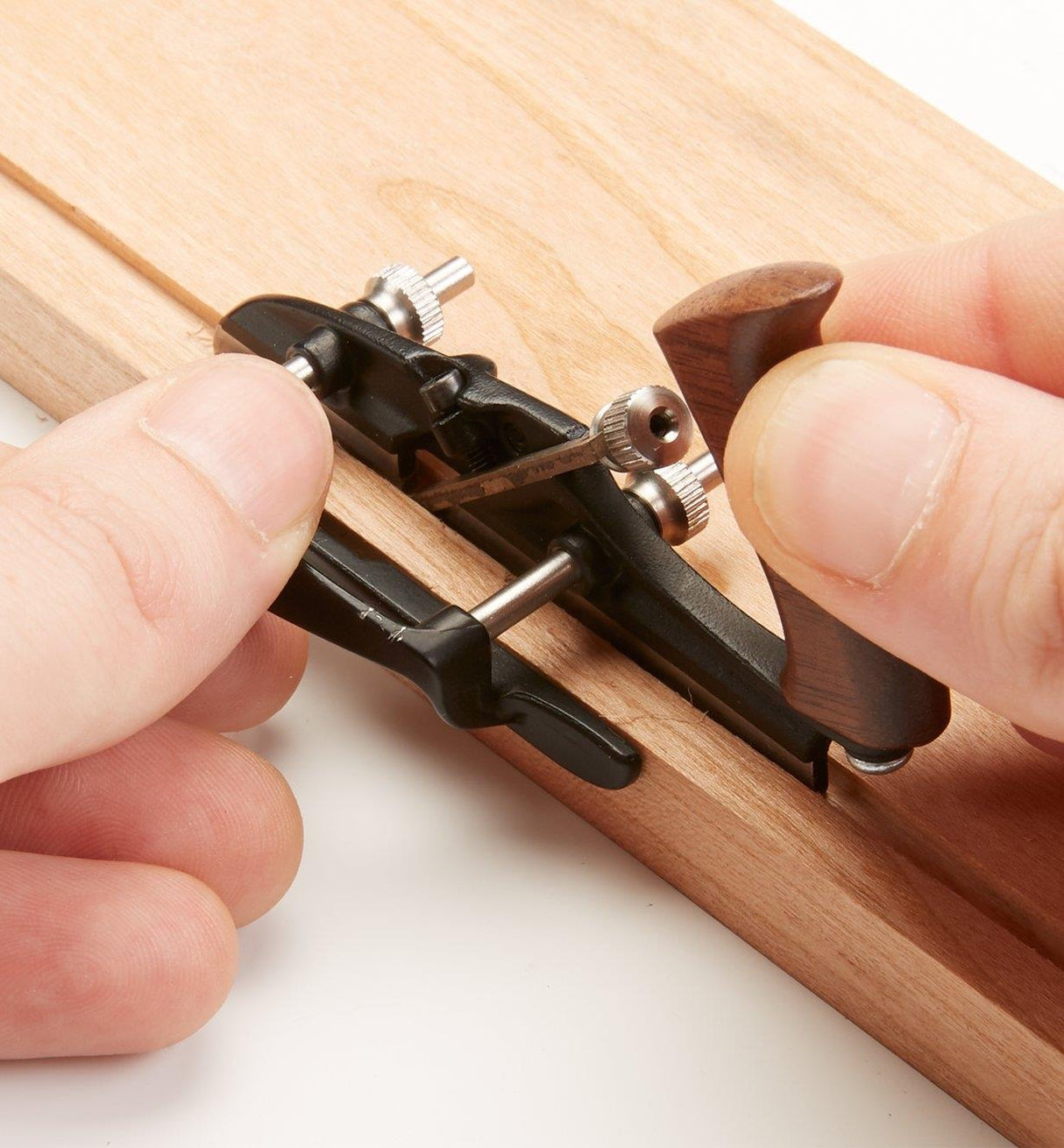 05P8224-veritas-miniature-plow-plane-u-02-r.jpg