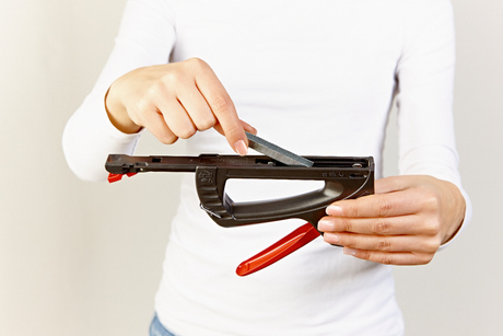 Novus_Novus_J_11_A_Handtacker_Detail_Quick_Loading_1__20230309112116_204939-1000x667.png